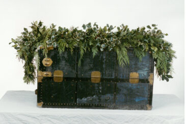 Mantel Garland with Variegated Holly